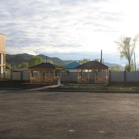 Saty Guest House Экстерьер фото