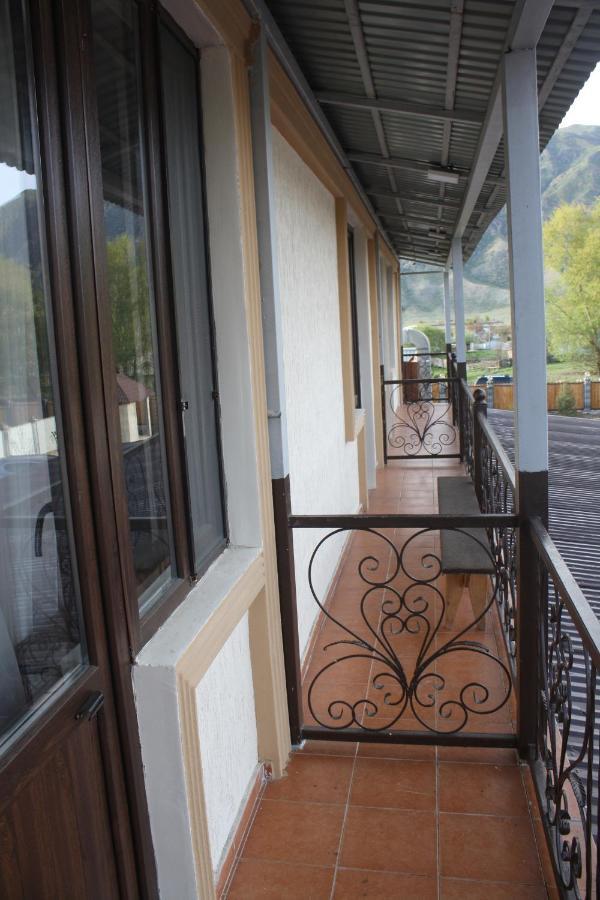 Saty Guest House Экстерьер фото