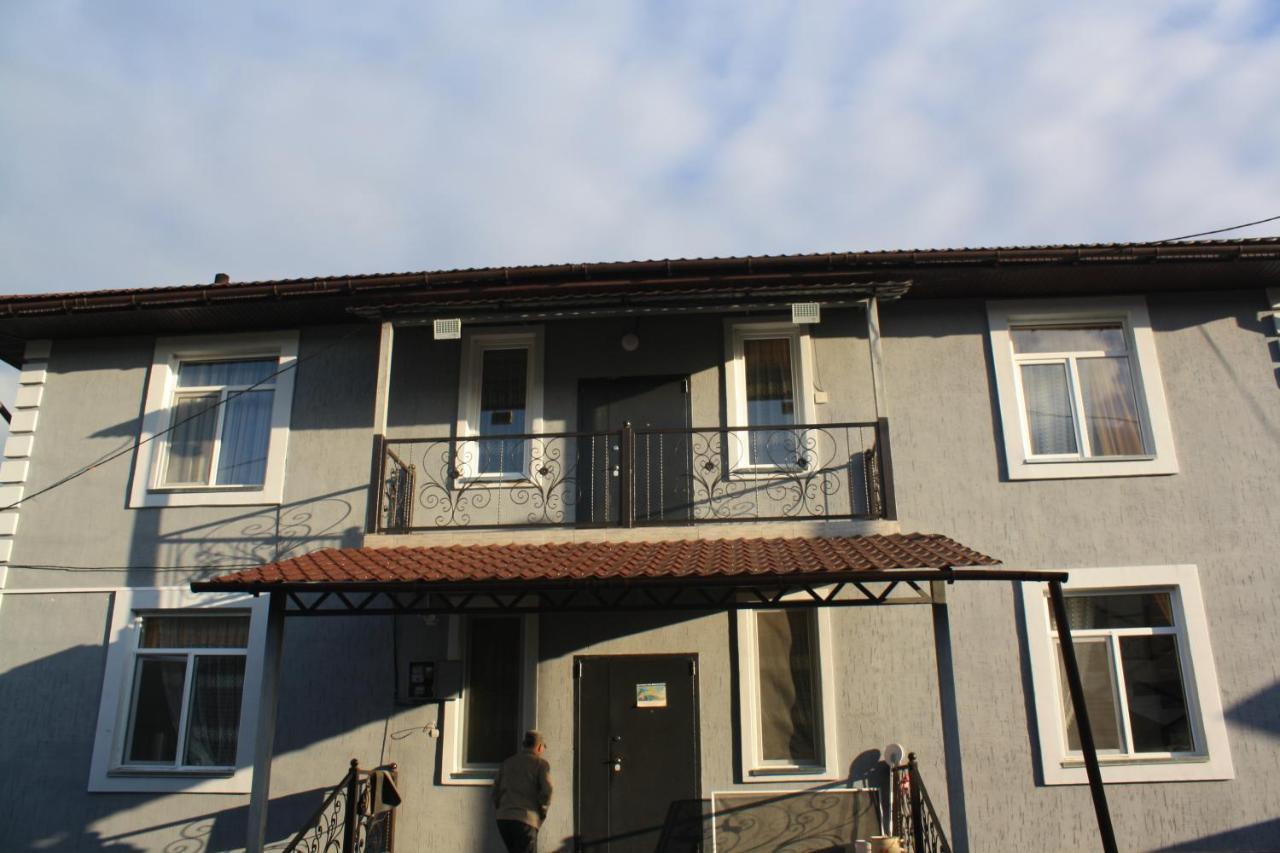 Saty Guest House Экстерьер фото